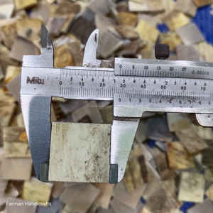 Pièce artisanale carrée en corne de bœuf blanche d'Afrique du Sud, écologique, moderne, polie naturellement, faite à la main, au meilleur prix - Product Image 4