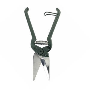 Cisailles à Corne Robustes pour l'Élagage des Sabots Agricoles, Conception Professionnelle, Prix Abordable - Product Image 5