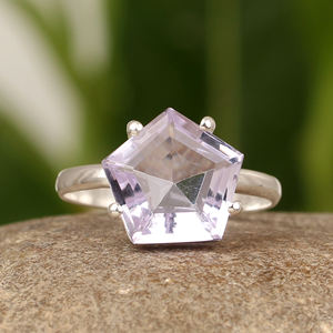 แหวนรูปดาวประดับพลอยควอตซ์สีชมพูอะเมทิสต์สังเคราะห์ขนาด 10x10 มม. ทำด้วยมือจากเงินแท้ 925 ดีไซน์ทันสมัยสำหรับผู้หญิง เหมาะสำหรับงานแต่งงาน - Product Image 1