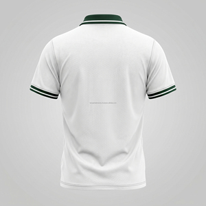 Camisa de Manga Corta de Punto Piqué Blanca Sólida para Hombre con Logotipo Personalizado, Cuello y Puños en Contraste Verde, Ligera, Transpirable y de Alta Calidad - Product Image 2