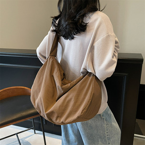 Sacs fourre-tout souples en nylon avec fermeture éclair pour femme, grande capacité, collection Printemps-Été 2026, sacs à bandoulière mignons pour étudiantes - Product Image 5