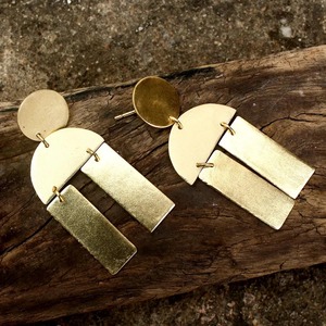 Pendientes de Latón Resistentes al Agua, Acabado Duradero, Pendientes de Latón con Acabado Liso, Precio de Fábrica al por Mayor, Artesanía en Metal - Product Image 6