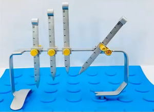 เครื่องวัดความโค้งจมูกแบบแมนนวล Davis Nasal Projectometer ผลิตจากสแตนเลส ได้รับการรับรองมาตรฐาน CE สำหรับการผ่าตัดเสริมจมูก การผ่าตัดจมูก และเครื่องมือผ่าตัดทางจักษุวิทยาและหู คอ จมูก - Product Image 5