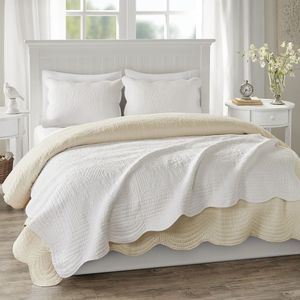 Coperta da letto trapuntata bianca di grandi dimensioni 60x72 "con bordi smerlati - Product Image 3