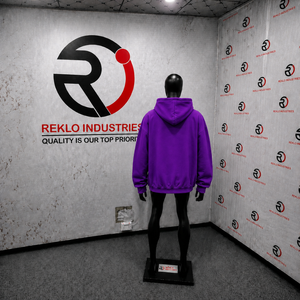 Sweat à capuche oversize de luxe violet avec motif graphique créatif, pull d'hiver élégant, streetwear graphique emblématique en French Terry - Product Image 4