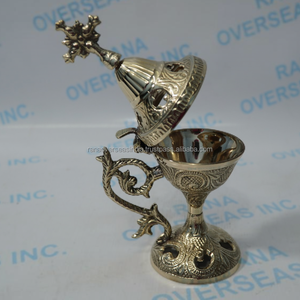 Quemador de Incienso de Latón Hecho a Mano de Primera Calidad con Asa Ornamental para Incienso de Resina, Aromaterapia y Culto Religioso - Product Image 5