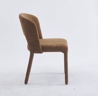 Chaise longue rembourrée en tissu assemblé chaise de cuisine empilée couvertures arrière hôtel de luxe maison chaise de repos utilisée