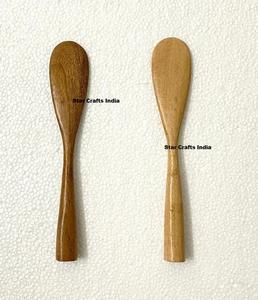 Couteau à beurre et à fromage en bois de bambou naturel japonais fait main, design moderne - Product Image 1