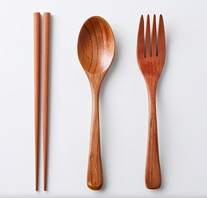 Ensemble de couverts en bois pur, fourchette, couteau et cuillère, finition naturelle, parfait pour les dîners à la maison, les mariages et une utilisation élégante en cuisine - Product Image 1