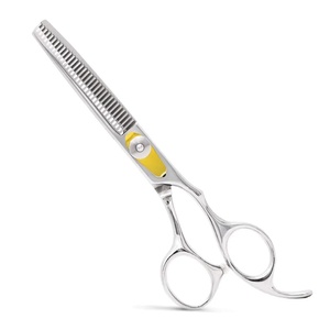 Ciseaux à cheveux Ryzer Studio en acier inoxydable pour droitiers, à pointe affûtée, manche long, en plastique, non pliables, qualité A+, pour usage en salon - Product Image 1