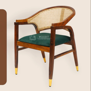 Fauteuil baril tropical moderne du milieu du siècle, dossier en cannage tressé double couche, coussin en velours vert émeraude, pieds en bois massif - Product Image 2