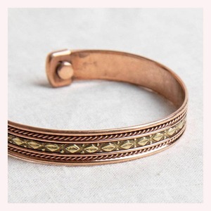 Bracelet manchette tendance en cuivre massif, fait main, ajustable, accessoire de bijouterie élégant pour hommes et femmes, usage quotidien - Product Image 6