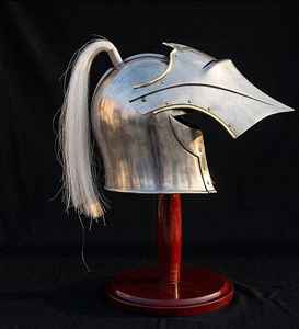 Casco de Caballero Medieval Personalizado – Casco de Armadura de Acero con Pluma, Estilo Cruzado (Talla Adulto) - Product Image 3