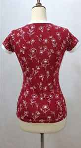 Camiseta Deportiva Sublimada Personalizada para Mujer, Estilo Moderno, de Alto Rendimiento y Absorción de Humedad - Product Image 2