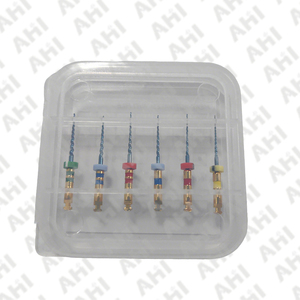 เครื่องมือถอนฟันแบบใช้มือทำจากเหล็กกล้าไร้สนิมสำหรับรักษารากฟัน แบบใช้ซ้ำได้ 3 ขาจับ พร้อมด้ามจับตามหลักสรีรศาสตร์ ได้รับการรับรองมาตรฐาน CE ระดับ Class III - Product Image 2