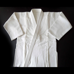 Ropa Transpirable con Diseño de Alta Movilidad - Product Image 2