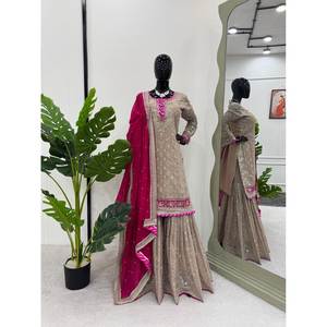 Conjunto de traje de fiesta para mujer con hilo y trabajo de secuencia - Product Image 6