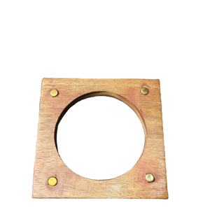 Brazalete Cuadrado de Madera Único con Incrustaciones de Latón – Pulsera Moderna de Madera Sostenible con Diseño Geométrico – Hecho a Mano, Minimalista - Product Image 1