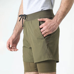 Pantalones cortos de gimnasio para hombre 100% poliéster, teñidos en color liso, estilo fitness para la temporada de verano, para uso en exteriores. - Product Image 5