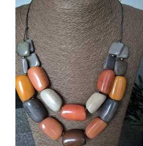 Ensemble de colliers faits à la main en résine écologique à thème ange, perles roses et brunes en forme de cube et rondes, bijoux tendance pour femmes - Product Image 2