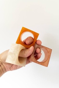 Anneaux de serviette en résine écologiques faits à la main, personnalisés pour la fête des mères, Pâques, mariages, fêtes, décoration de table de restaurant - Product Image 4