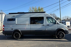 Mercedes-Benz Sprinter 3500 4x4 de 2017 - Product Image 3