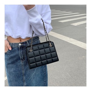 Women Shoulder Handbag With Metal Chain Zipper Closure <b>Green</b> Quilted Design Fashion <b>Purse</b> - Product Image 5