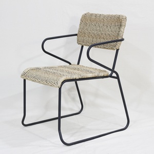 Chaise de jardin en corde de papier kraft très appréciée - Siège de bistrot ergonomique et confortable - Product Image 4