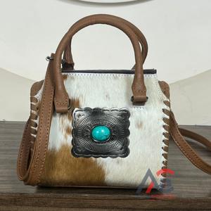 Bolso de Viaje de Cuero Vacuno Genuino 2026, Multiusos, Hecho a Mano, Unisex, con Concho - Product Image 1