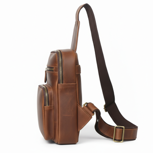 Sac de poitrine léger et personnalisable pour sports de plein air, sac bandoulière en cuir sur mesure avec logo, en vente - Product Image 3