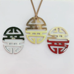 สร้อยคอจี้ชุบทำด้วยมือสำหรับผู้หญิงรูปทรงที่ปรับแต่งได้ทำในเวียดนามผลิตภัณฑ์ขายดีสำหรับของขวัญวัสดุหลักแตร - Product Image 5