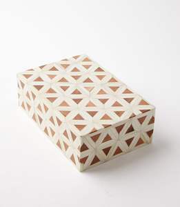 Hand Finished Bone Inlay Furniture for <b>Garden</b> and Office Use in Round designs for elegant and modern spaces - Product Image 2