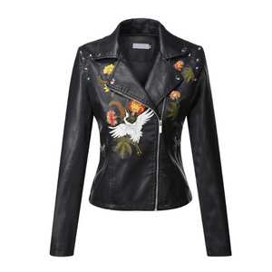 Chaquetas de cuero con tachuelas para mujer, estilo personalizado con logotipo, en oferta, al por mayor, último diseño, chaqueta de cuero a la moda para mujer - Product Image 1