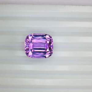 Piedra preciosa de kunzita natural con corte cojín de 18.47 ct, calidad AAA, brillo AAA, color agradable, perfecta para pulir, disponible a precio económico. - Product Image 4