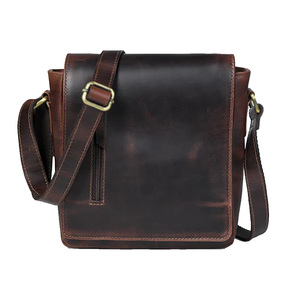 Sac messager tendance pour hommes et femmes, sac à bandoulière imperméable, grande capacité, sac décontracté pour les voyages, le travail et l'école - Product Image 3