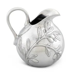 Pichets contemporains en laiton argenté, durables et parfaits pour la cuisine domestique et l'hôtellerie, fabriqués en Inde. - Product Image 3