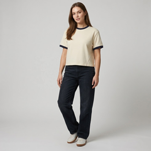 Großhandel Maßgeschneiderte Cremefarbene Damen T-Shirts aus Baumwolle Kurzarm Rundhals Lässiges T-Shirt Umweltfreundliche Atmungsaktive Oberteile - Product Image 3
