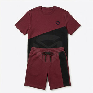 Conjunto de camiseta y pantalones cortos de verano para hombre, ligero, diseñado para uso diario, actividades al aire libre y un look informal y relajado. - Product Image 6