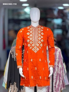 ผ้าคุณภาพสูงพร้อมงานปักลายที่คอเสื้อและลายปักแบบกระจายทั่วตัว ชุดคุर्ตา-ปาจามาแขนยาว คอลเลคชั่นจากซัพพลายเออร์ทั่วโลก - Product Image 5