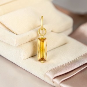 Colgante de Cuarzo Citrino Baguette al por Mayor, Bañado en Oro, con Gema Facetada, Collar Minimalista, Joyería para Mujer, Suministro a Granel - Product Image 1