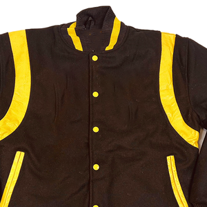 Chaqueta Bomber Varsity Unisex 2026 Negra y Dorada de Satén y Lana, Cortavientos, Térmica, Ligera, con Bordado Griego Personalizado para Universidad - Product Image 5