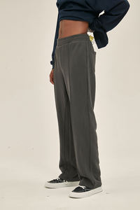 Pantalon de sport pour homme imprimé avec logo personnalisé, coupe droite légèrement évasée, style streetwear, idéal pour le jogging – Nouvelle collection très demandée - Product Image 3