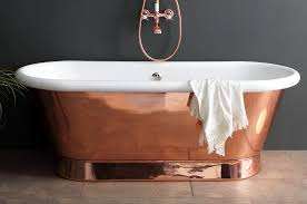 Baignoire en cuivre faite à la main au design luxueux avec finition résistante à la corrosion et style intemporel pour les espaces de salle de bain haut de gamme - Product Image 2
