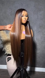 Cabello Humano Brasileño Liso de Excelente Calidad con Frontal de Encaje, Color Negro Natural, Cabello Sedoso y Suave Disponible para la Venta - Product Image 3