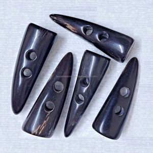 กระดุมแฟชั่น 2 รู ทำจากเรซินเขาสัตว์แท้จากอินเดีย - Product Image 4