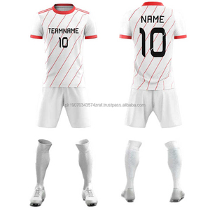 Maillot et short de football d'été personnalisés, respirants, légers, antibactériens, à séchage rapide, uniforme complet pour l'entraînement des équipes sportives - Product Image 3