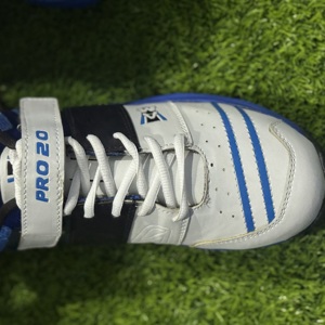 Chaussures de cricket unisexes à bas prix, professionnelles, légères, imperméables, respirantes, en mesh, pour l'entraînement sportif, semelle en caoutchouc, OEM ODM - Product Image 5