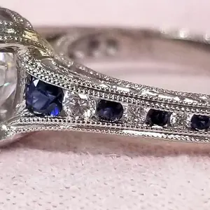 Anillo de Compromiso con Moissanita de Corte Redondo de 2.56 TCW, Plata de Ley, Estilo Vintage, TISHYA DIAMOND - Product Image 4