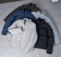 Veste d'hiver matelassée pour homme, couleur unie, col montant, fermeture éclair, rembourrage épais en polyester, coupe décontractée, coupe-vent, ajustement régulier