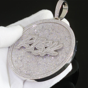 จี้เพชรโมอิสซาไนต์ทรงกลมแบบกำหนดเองได้ เงินแท้ 925 ประดับเพชรเต็มวง สร้อยคอเหรียญวงกลม ผ่านการทดสอบเพชร - Product Image 4